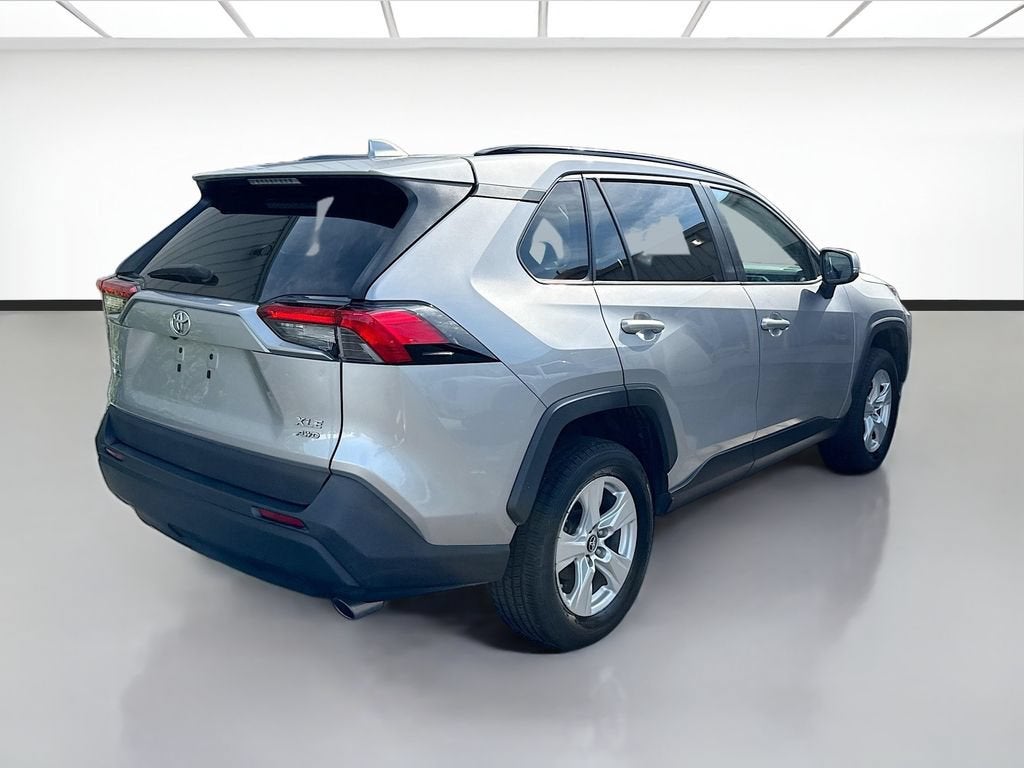 2019 Toyota RAV4 — detail view