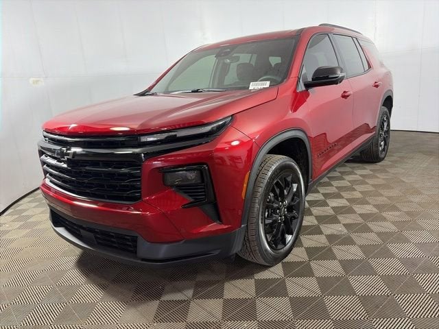 2026 Chevrolet Traverse LT in Radiant Red Tintcoat — front three-quarter view
