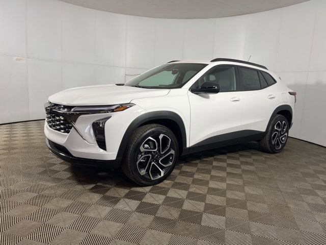 2026 Chevrolet Trax 2RS in Summit White — front three-quarter view
