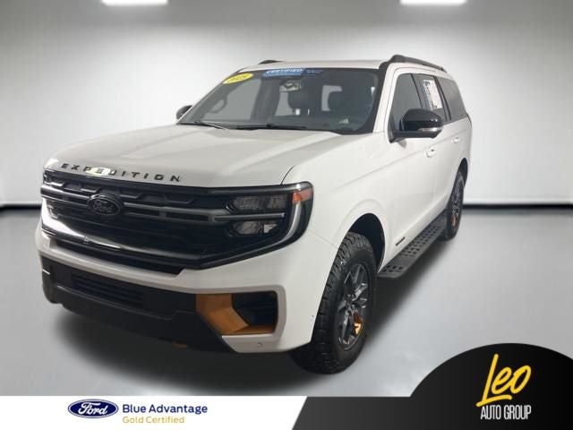 2025 Ford Expedition Tremor in Oxford White — front three-quarter view