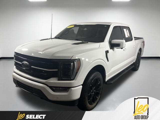 2023 Ford F-150 Lariat in Oxford White — front three-quarter view