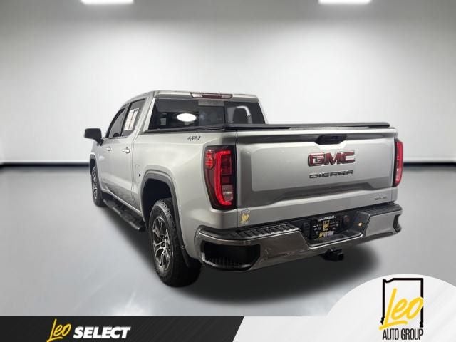 2021 GMC Sierra 1500 — interior view