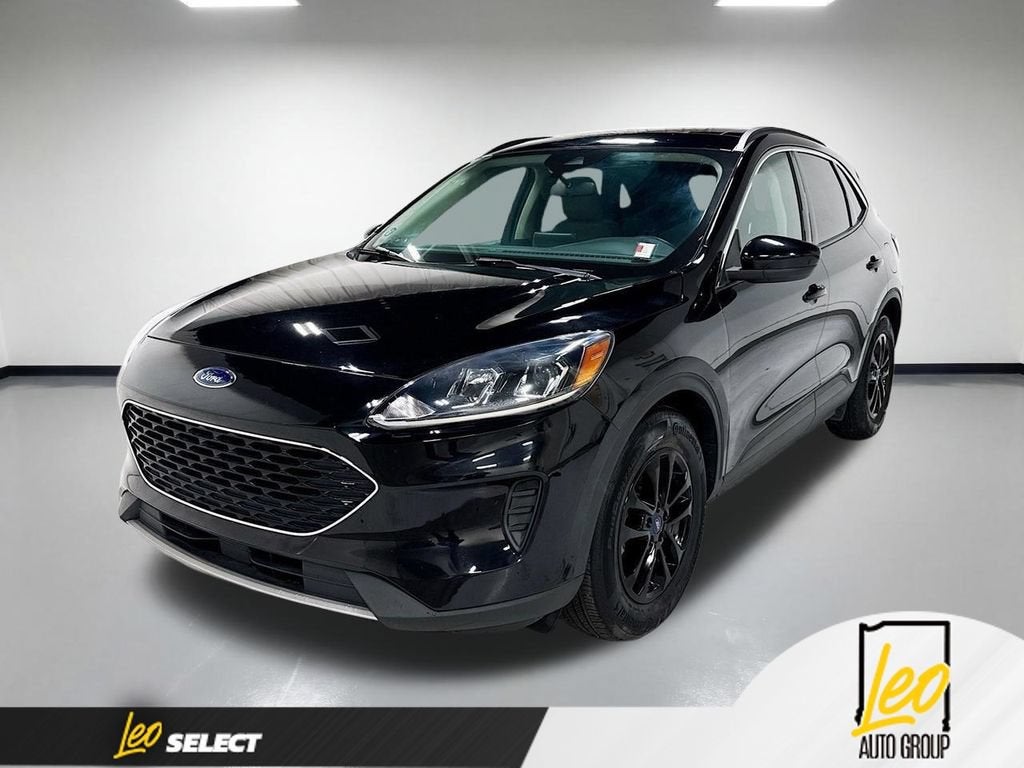 2020 Ford Escape SE in Black — front three-quarter view