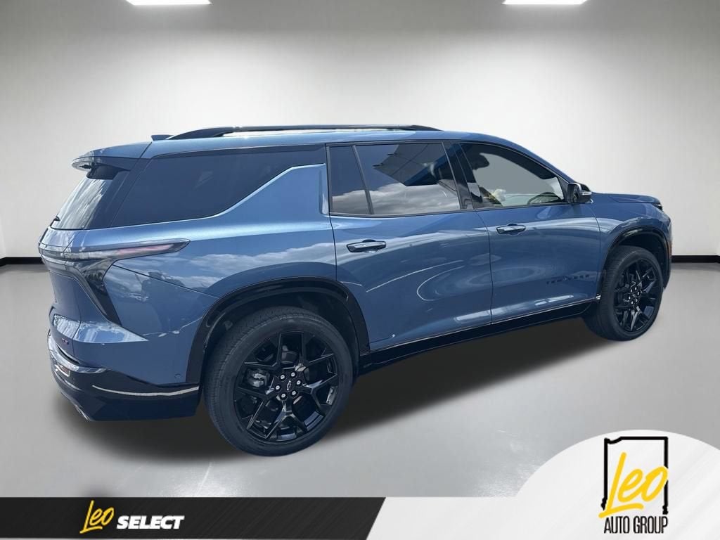 2025 Chevrolet Traverse RS in Lakeshore Blue Metallic — front three-quarter view