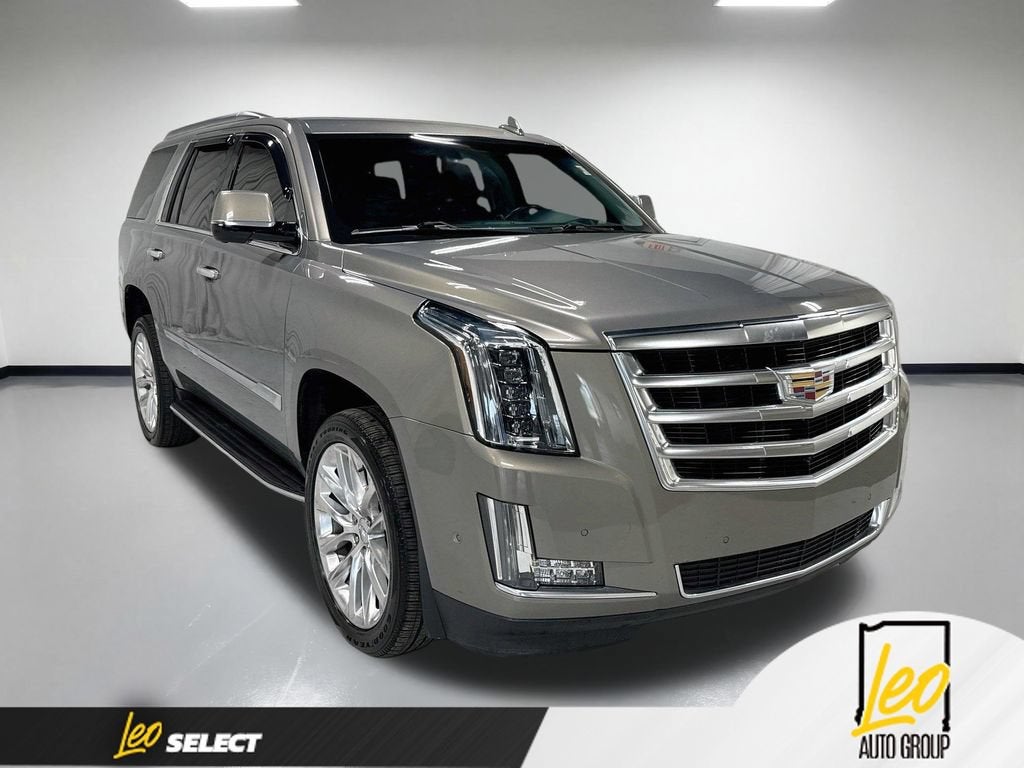 2017 Cadillac Escalade — detail view